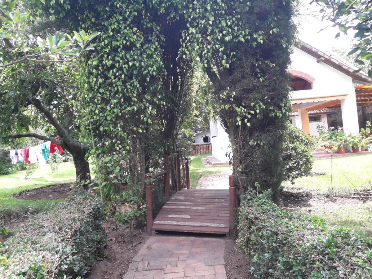 Quinta La Gardenia Hotell Puembo Eksteriør bilde